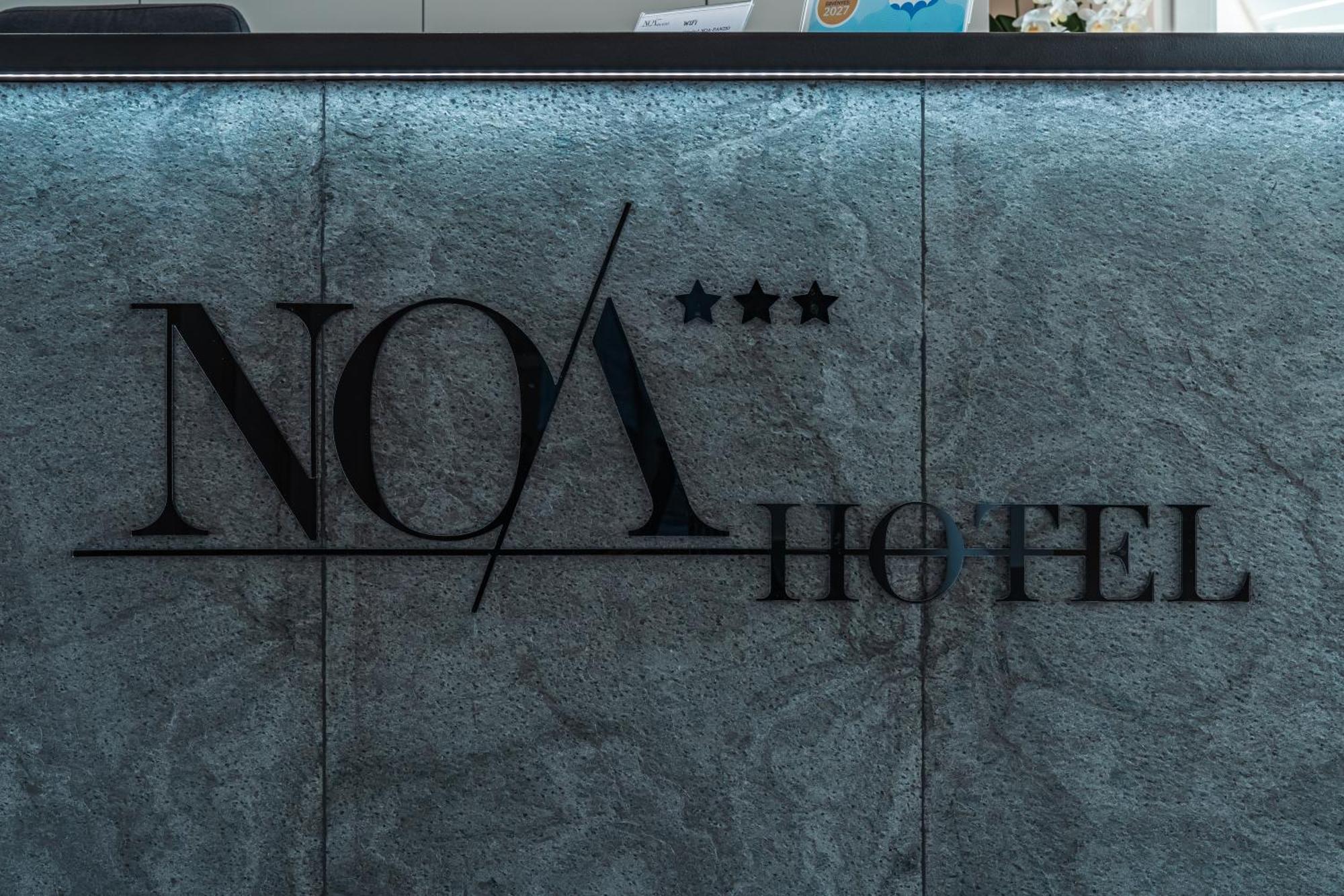 Noa Panzio Hotel Vecses Exterior photo